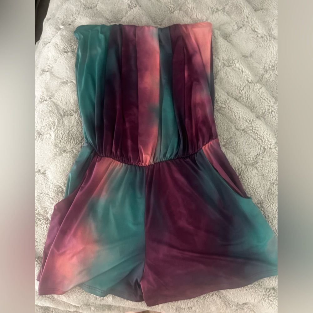 ARIELLA STRAPLESS ROMPER